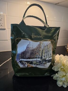 Harrods London Building Graphic Green Glossy Tote Bag